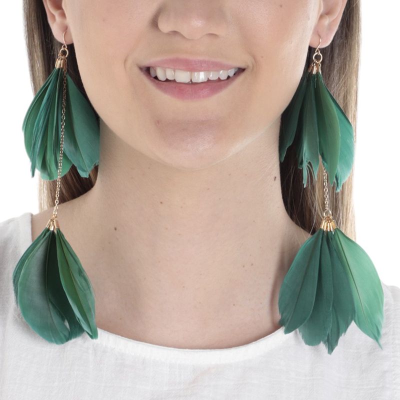 104676519-Aretes-largos-de-plumas-verdes-para-mujer