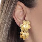104676523-Aretes-de-flor-para-mujer