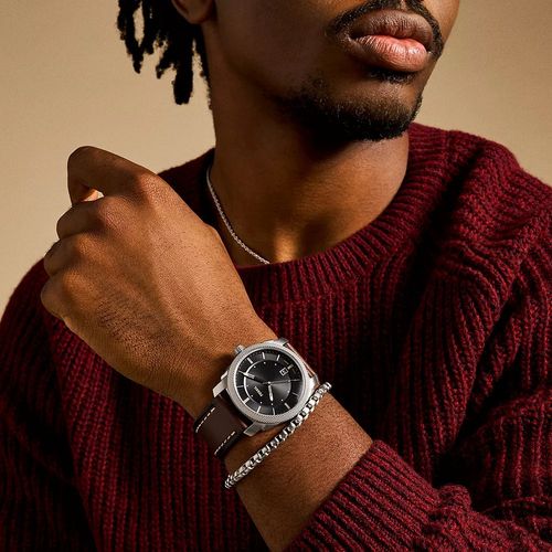 Reloj análogo Fossil de cuero café para hombre