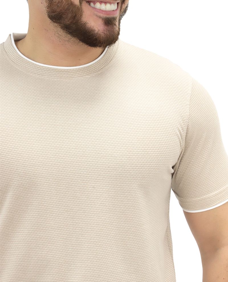 104699057-Camiseta-Denim---Flower-beige-con-textura-para-hombre