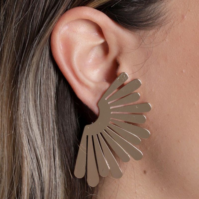 104676417-Aretes-de-abanico-para-mujer