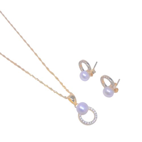Set de aretes y cadena con perla de plata en dorado para mujer
