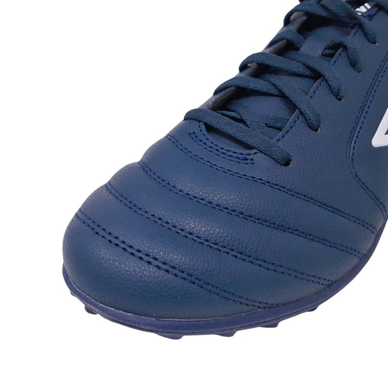 104731091-Zapatilla-deportiva-Umbro-Classico-XII-LT-TF-navy-blanco-para-hombre