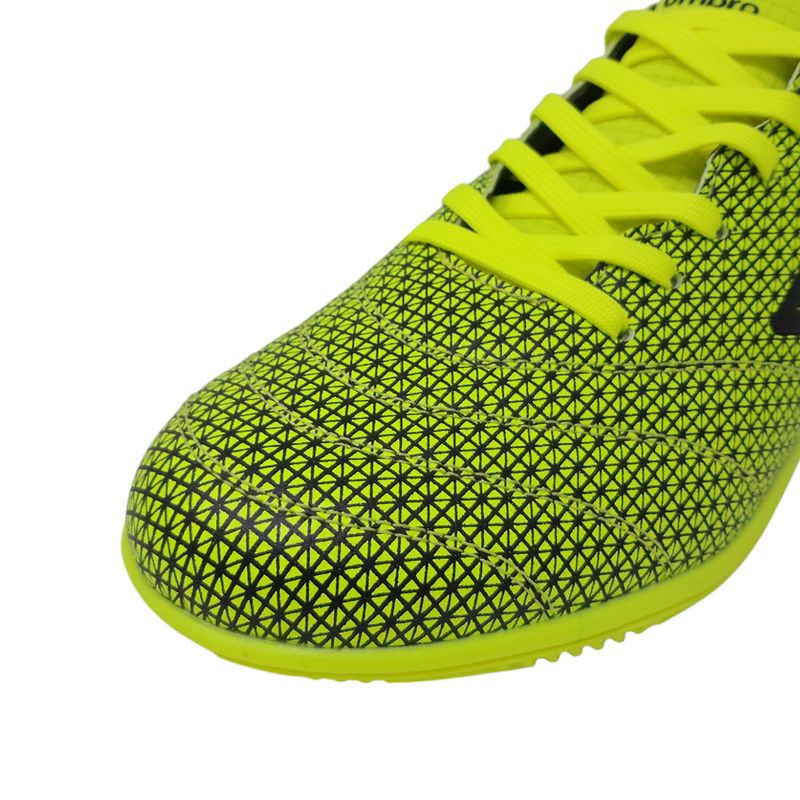 104731107-Zapatilla-deportiva-Umbro-Toccare-IV-IC-amarillo-negro-para-hombre