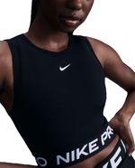 104659773-Top-deportivo-Nike-sin-mangas-para-mujer