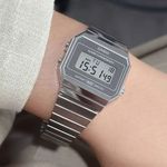 104782782-Reloj-Casio-digital-metalico-plateado-para-mujer