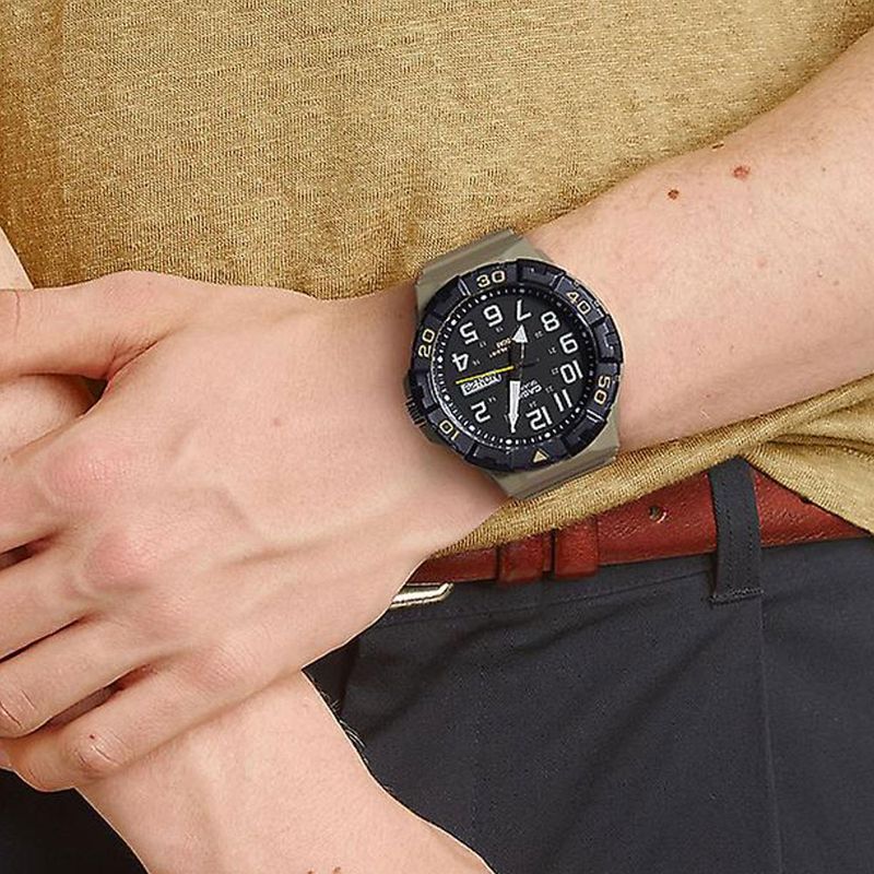 104782789-Reloj-Casio-analogo-de-resina-en-color-cafe-para-hombre