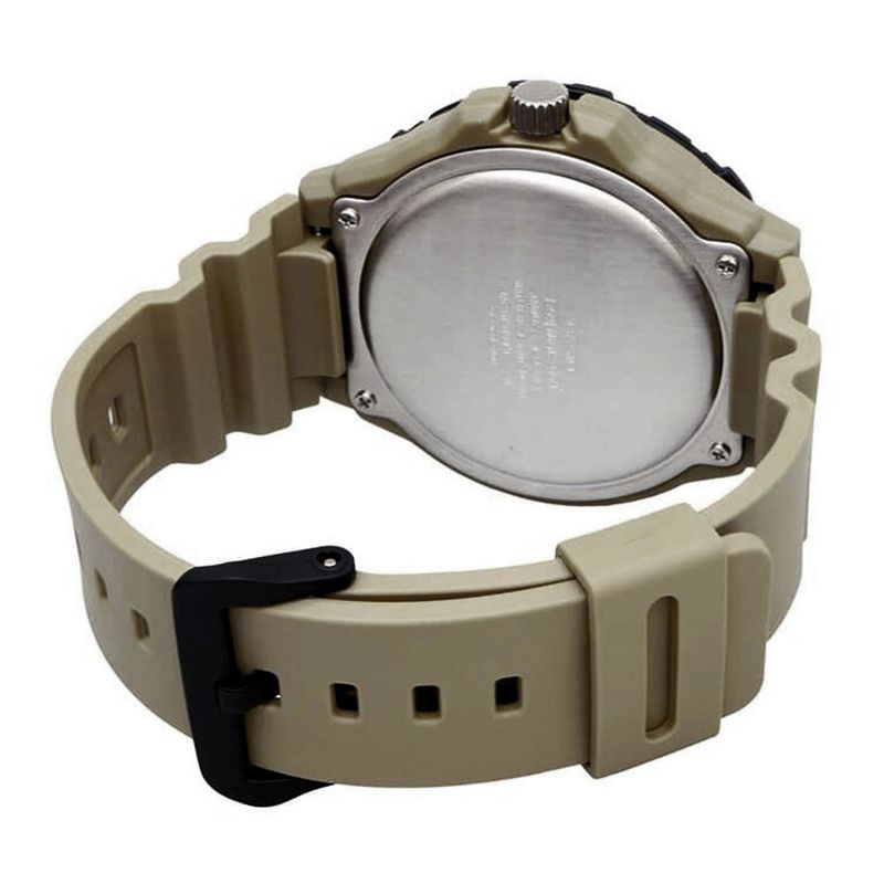 104782789-Reloj-Casio-analogo-de-resina-en-color-cafe-para-hombre