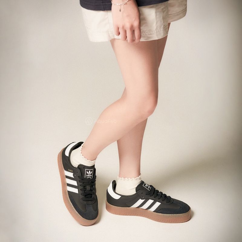 Zapato Adidas Originals Samba casual negro para mujer