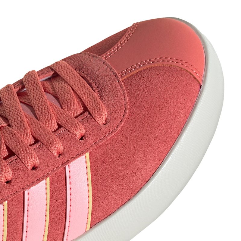 104792439-Zapato-casual-Adidas-VL-Court-color-rojo-para-mujer