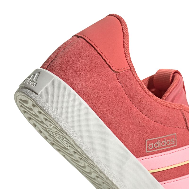 104792439-Zapato-casual-Adidas-VL-Court-color-rojo-para-mujer