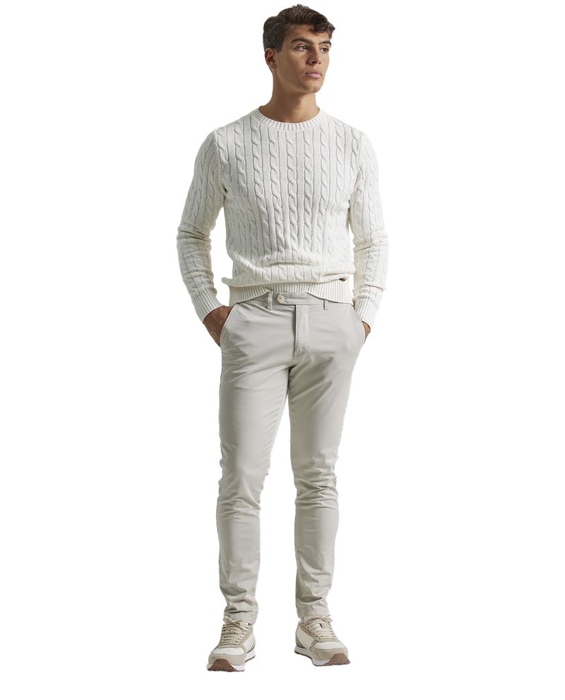 104783076-Pantalon-chino-twill-Puro-Ego-gris-claro-solido-para-hombre