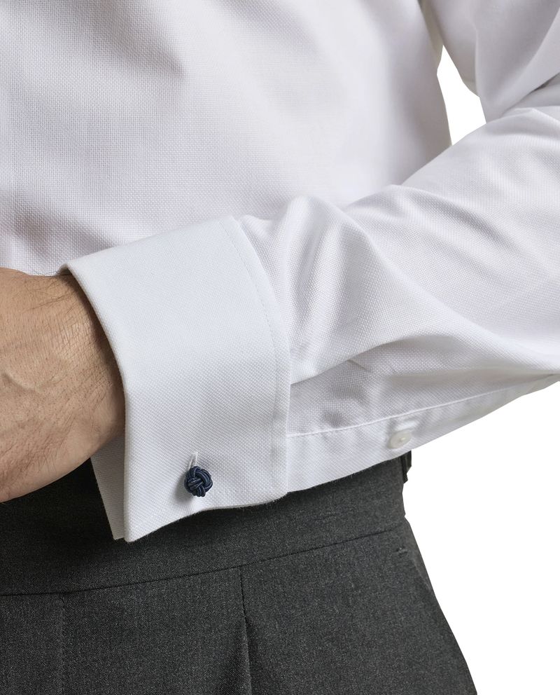 104784510-Camisa-de-vestir-slim-fit-Puro-Ego-blanca-solida-para-hombre