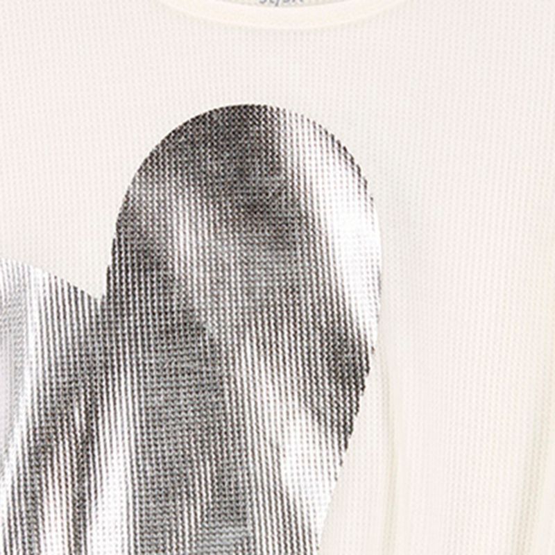 Blusa-blanca-con-estampado-de-corazon-para-bebe-niña