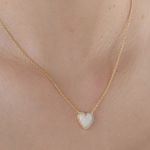 104708947-Set-de-aretes-y-cadena-doble-con-dije-de-plata-en-baño-de-oro-para-mujer