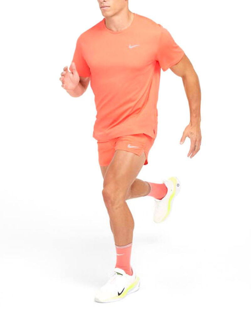 104795263-Camiseta-deportiva-Nike-coral-solido-para-hombre
