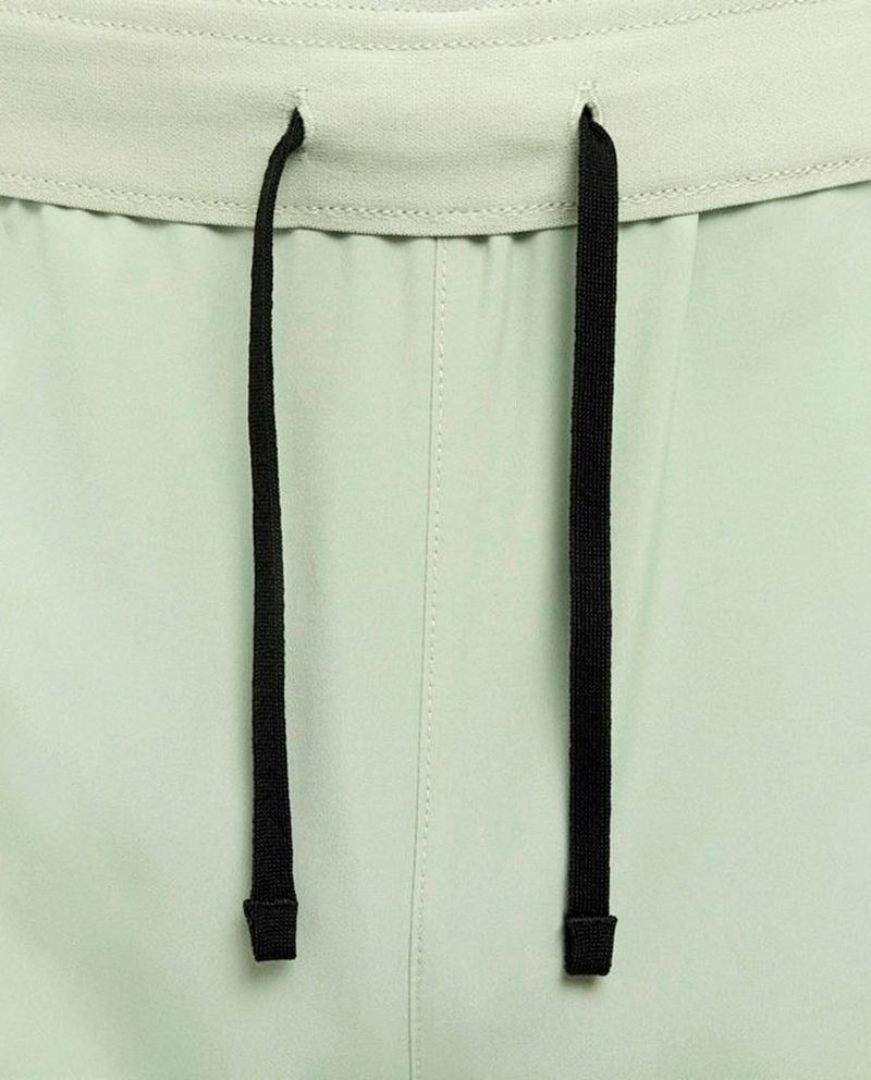 104795268-Short-deportivo-Nike-verde-solido-para-hombre