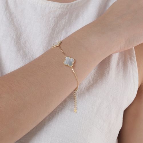 Pulsera de plata dorada para mujer