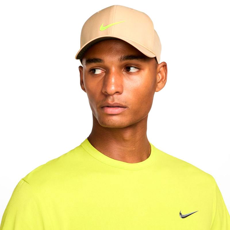 104795290-Gorra-deportiva-Nike-Dri-Fit-rise-beige