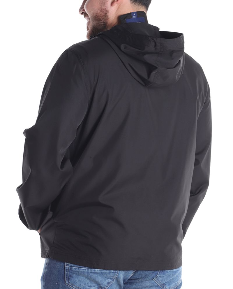 104771381-Chaqueta-impermeable-Nautica-Jeans-Co.-negra-solida-para-hombre