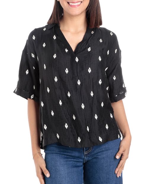 Blusa Sabrina camisera negra manga 3/4 para mujer