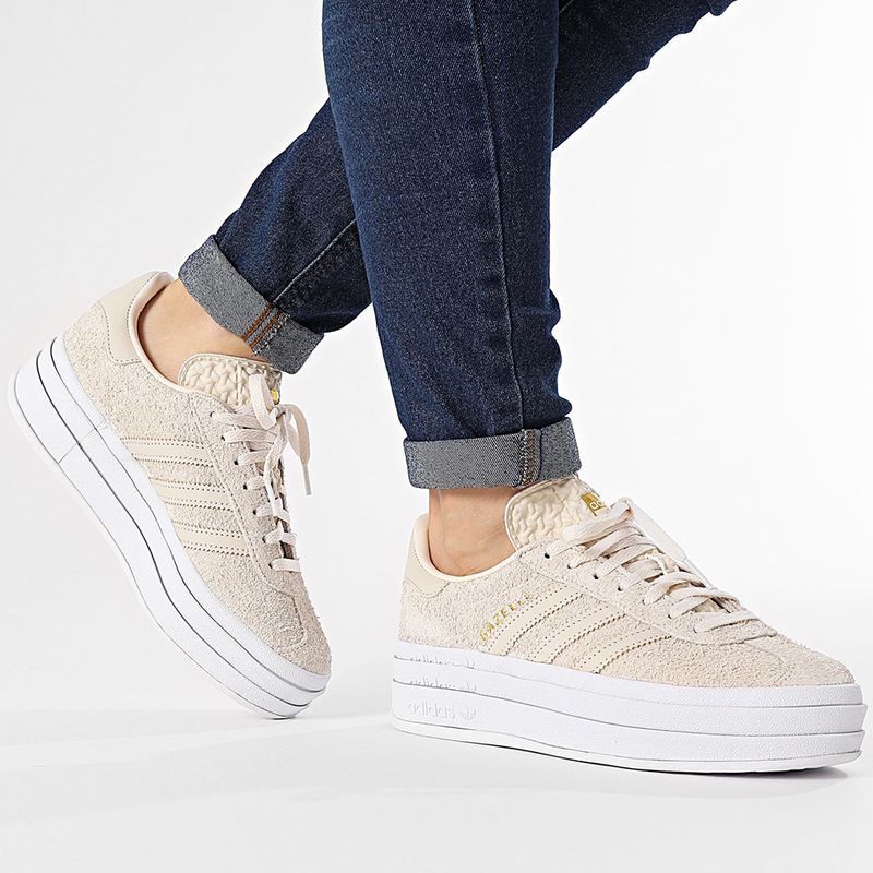 104799198-Zapato-Adidas-Originals-Gazelle-casual-beige-para-mujer