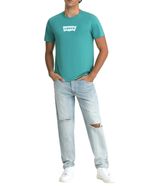104791143-Camiseta-Levi-s-regular-fit-verde-estampada-para-hombre