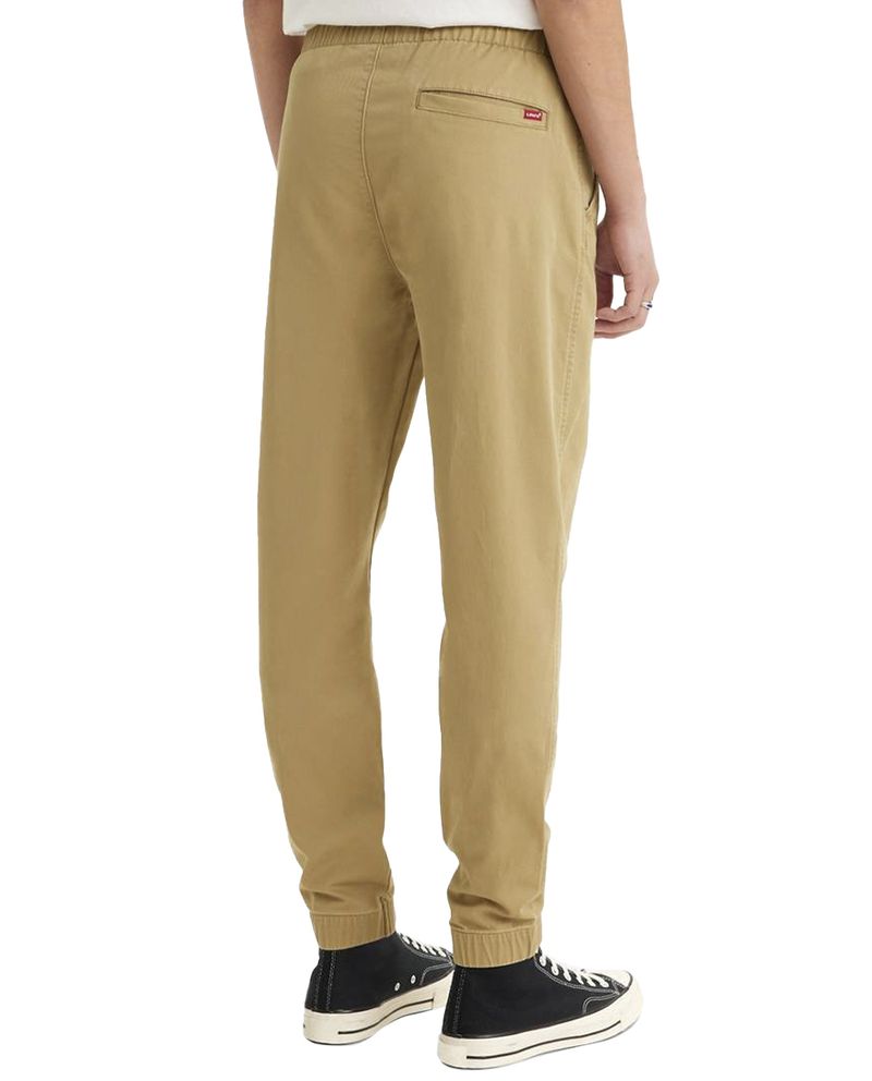 104791093-Pantalon-jogger-Levi-s-beige-solido-para-hombre