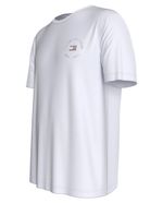 104794054-Camiseta-casual-Tommy-Hilfiger-blanca-con-logo-circular-para-hombre