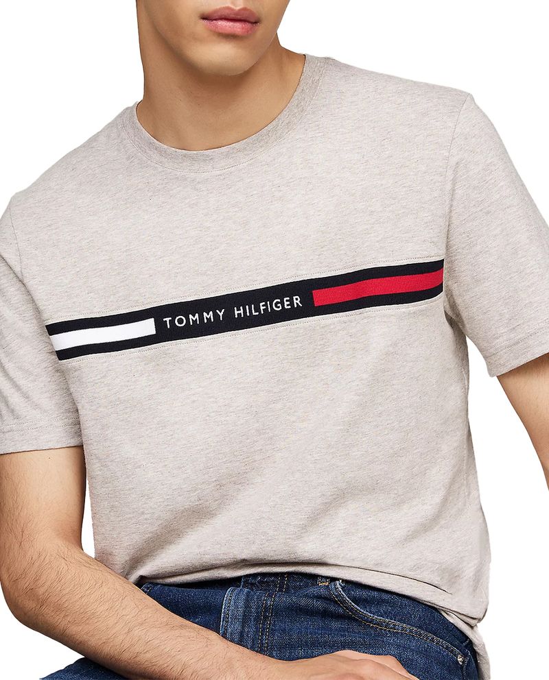 104794057-Camiseta-casual-Tommy-Hilfiger-regular-fit-ivory-heather-para-hombre