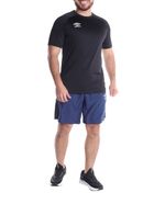 104699440-Camiseta-deportiva-Umbro-negro-solido-para-hombre