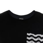 104668086-Blusa-negra-con-estampado-para-niña