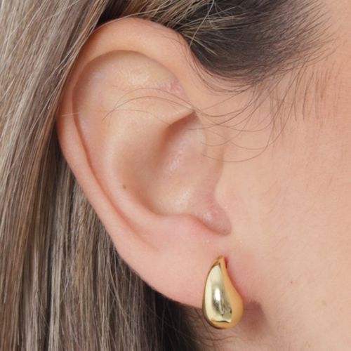 Aretes de plata en forma de gota para mujer