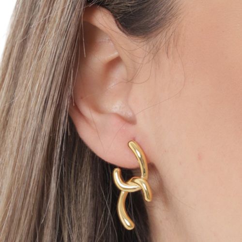 Aretes de acero con baño de oro para mujer