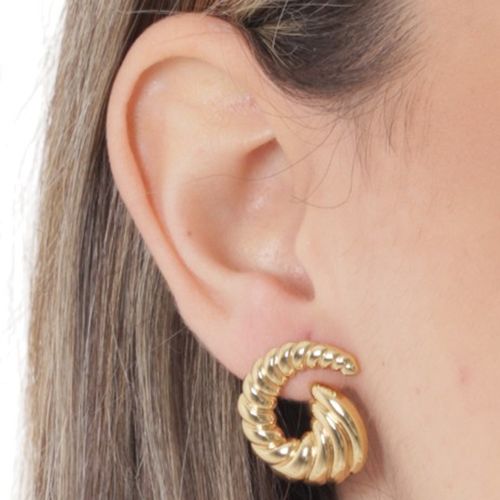 Aretes de acero con baño de oro para mujer