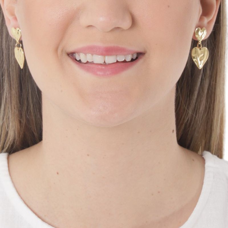 104702003-Aretes-largos-de-corazones-en-baño-de-oro-para-mujer