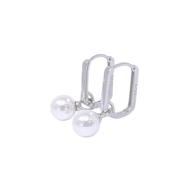 104668625-Argollas-pequeñas-de-plata-para-mujer