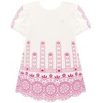 Vestido-blanco-con-estampado-de-flores-para-niña-104783414