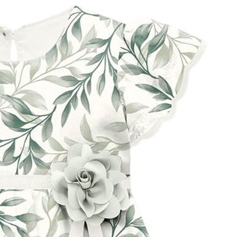Vestido-blanco-con-estampado-de-hojas-para-bebe-niña-104769589