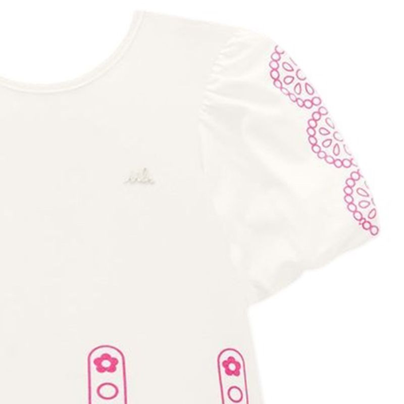 Vestido-blanco-con-estampado-de-flores-para-niña-104783414