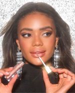 104799084--Brillo-de-labios-Glam-Illusion---35-Iconic-Glam