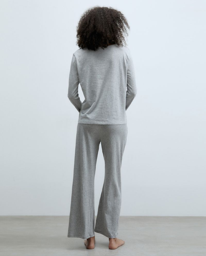 104776417-Pijama-con-pantalon-Sfera-gris-para-mujer