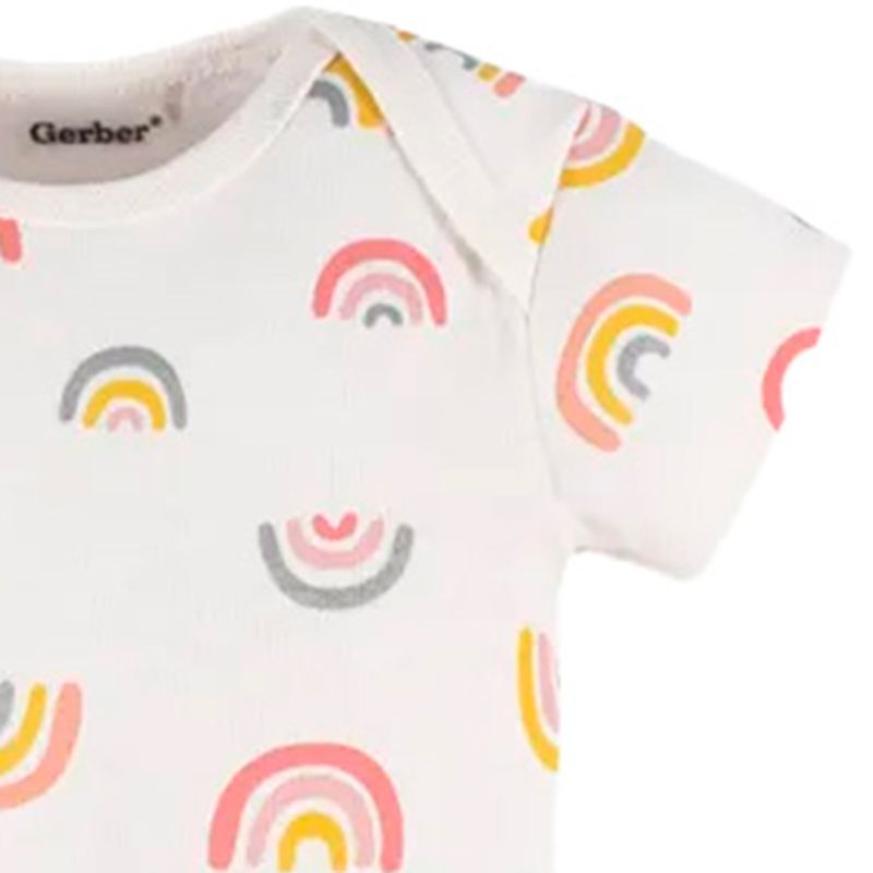 Mameluco-blanco-con-estampado-de-arcoiris-para-bebe-niña-104735664