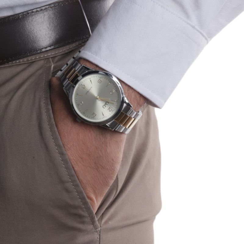 104782575-Reloj-QQ-analogo-de-metal-bicolor-para-hombre