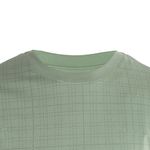 Camiseta-verde-con-cuadros-para-niño-104760129