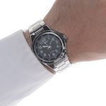 104528286-Reloj-QQ-analogo-de-metal-plateado-para-hombre