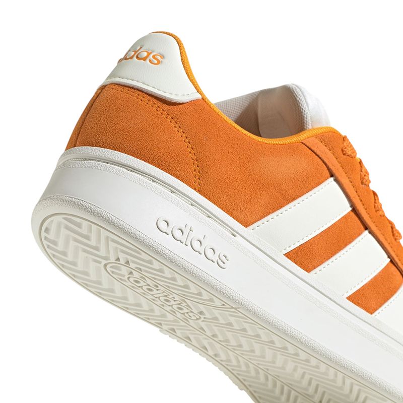 104806878-Zapato-Adidas-Grand-Court-Alpha-casual-anaranjado-para-hombre