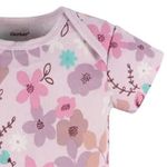 104735668-Mameluco-rosado-con-estampado-de-flores-para-bebe-niña
