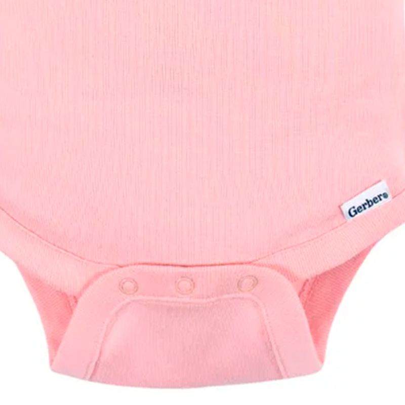 104735677-Mameluco-rosado-con-estampado-para-bebe-niña