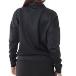 104762109-Camiseta-deportiva-Everlast-manga-larga-negra-solida-para-mujer